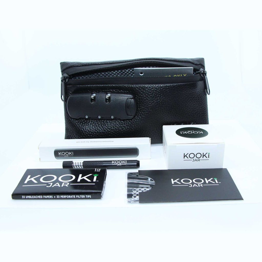 kooki jar on the go kit review photos 1 merry jade