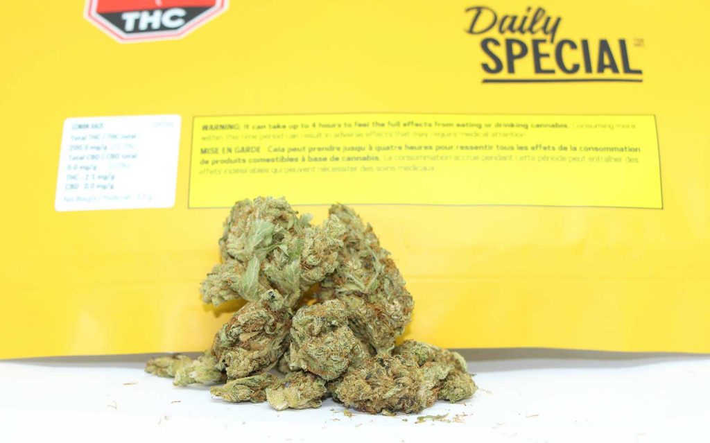 daily special lemon haze review cannabis photos 2 cannibros